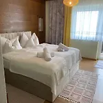Gaestehaus 3-laenderblick-panoramablick לינה וארוחת בוקר Mönichkirchen