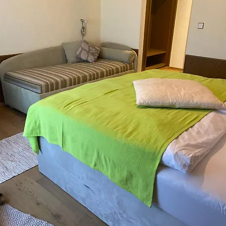 Gaestehaus 3-laenderblick-panoramablick Bed & Breakfast Mönichkirchen
