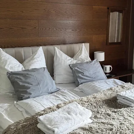 Bed & Breakfast Gaestehaus 3-laenderblick-panoramablick 3*